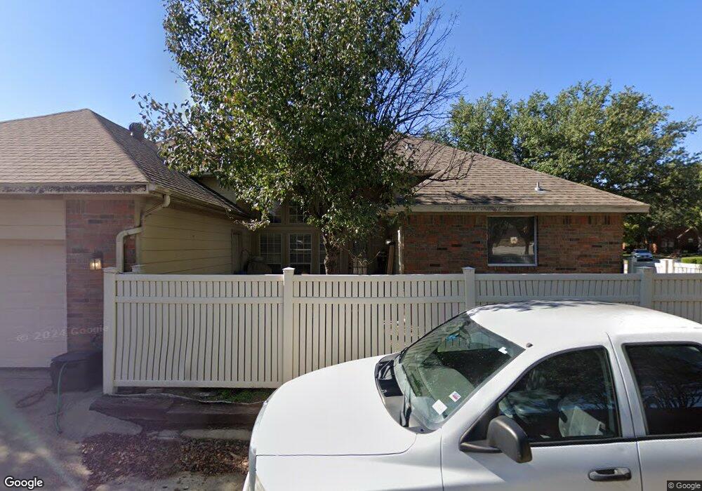 3013 Manor Ct S unit S, Denton, TX 76210 - photo 1