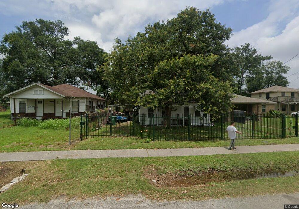133 Van Molan St, Houston, TX 77022 - photo 1