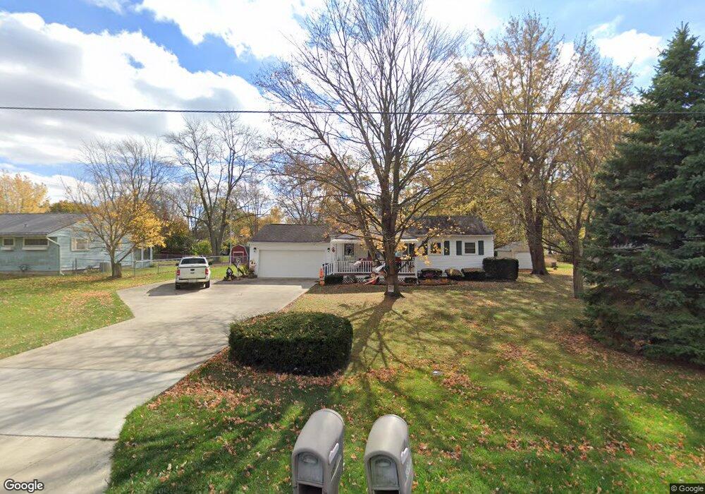 1885 Jo Jean Rd, Lima, OH 45806 - photo 1