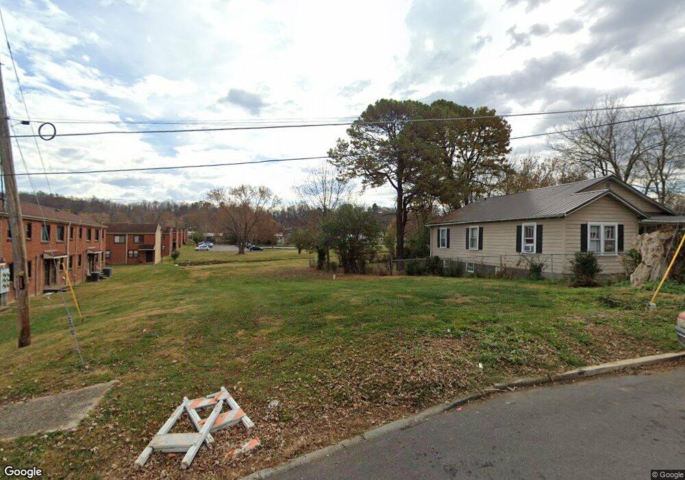 710 Pardee St, Johnson City, TN 37601 - photo 1