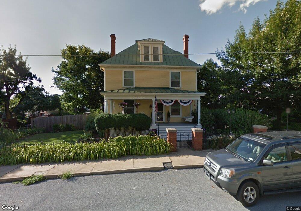 112 W 2nd Ave, Ranson, WV 25438 - photo 1