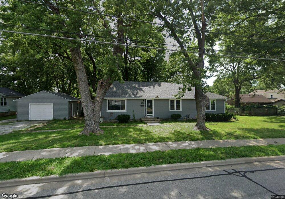 5807 Quivira Rd, Shawnee, KS 66216 - photo 1