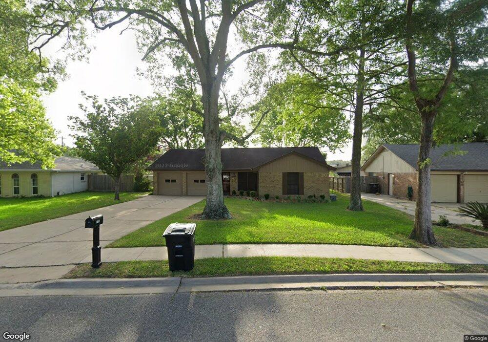 1105 Southbend Dr, Alvin, TX 77511 - photo 1