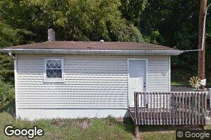 136 Mcilhaney Ave, Bath, PA 18014