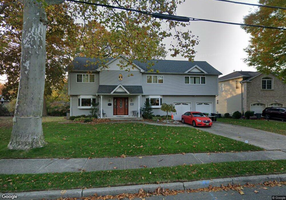 259 Buttonwood Dr, Paramus, NJ 07652 - photo 1