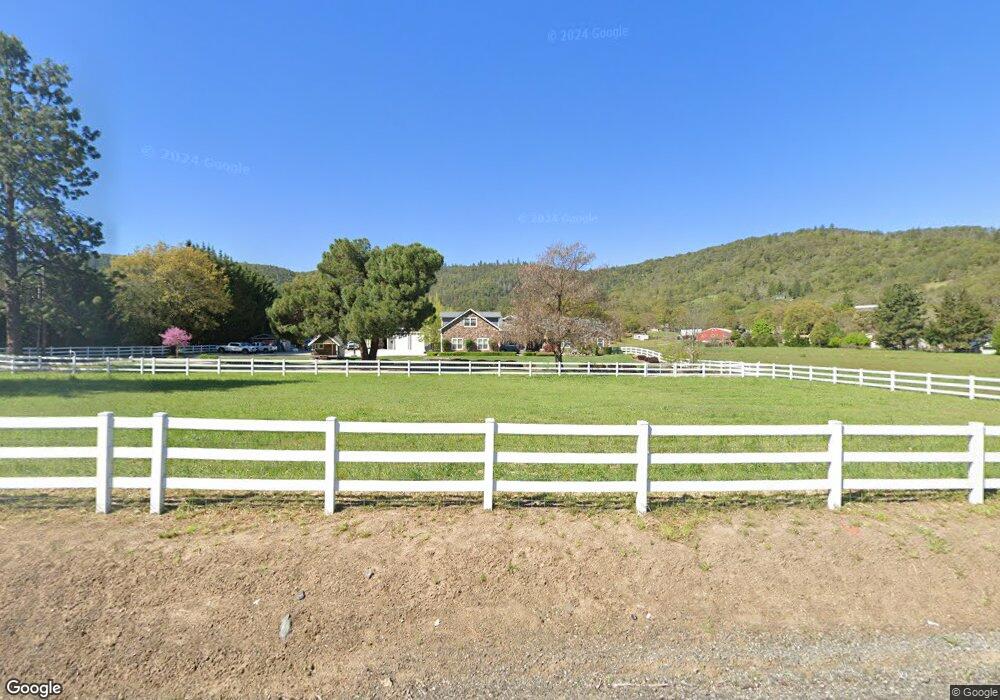 8963 Old Stage Rd, Central Point, OR 97502 - photo 1