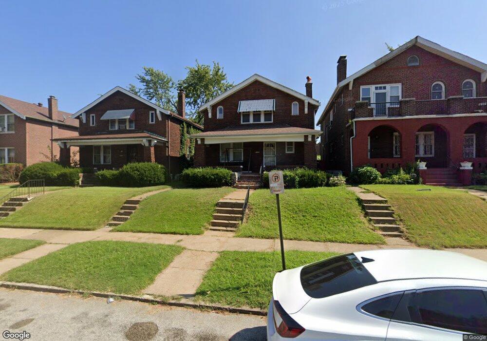 4624 Carrie Ave, Saint Louis, MO 63115 - photo 1