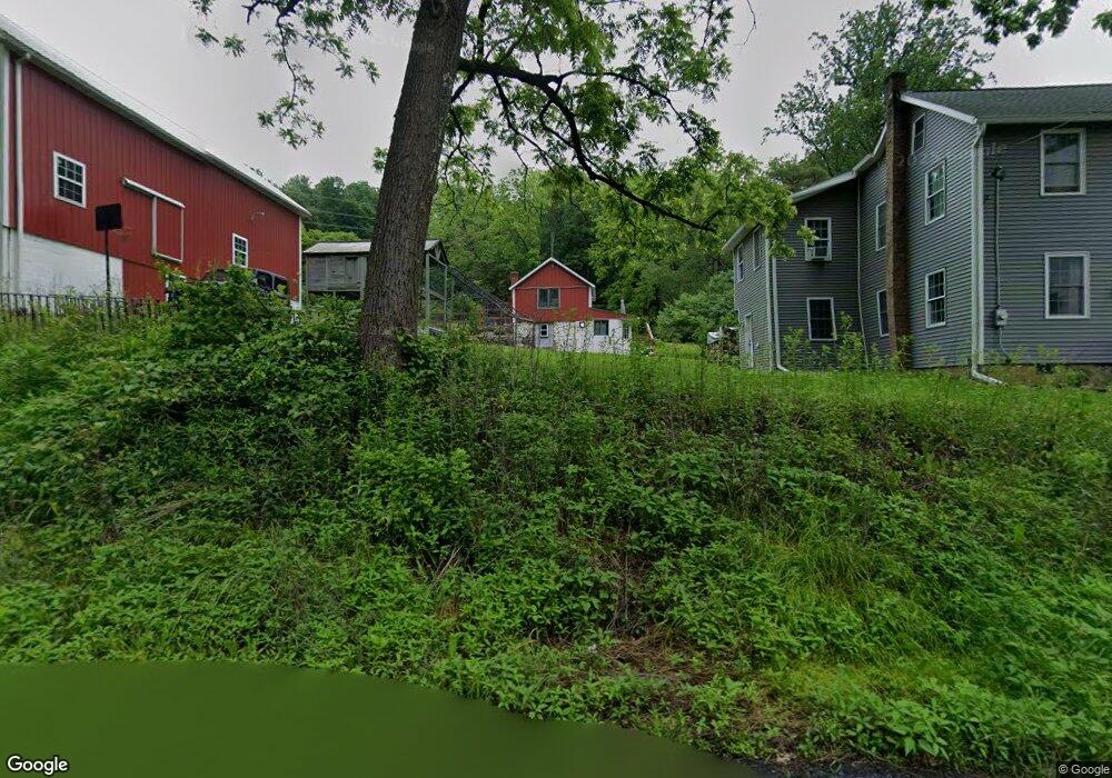 7661 Carls Hill Rd, Zionsville, PA 18092 - photo 1