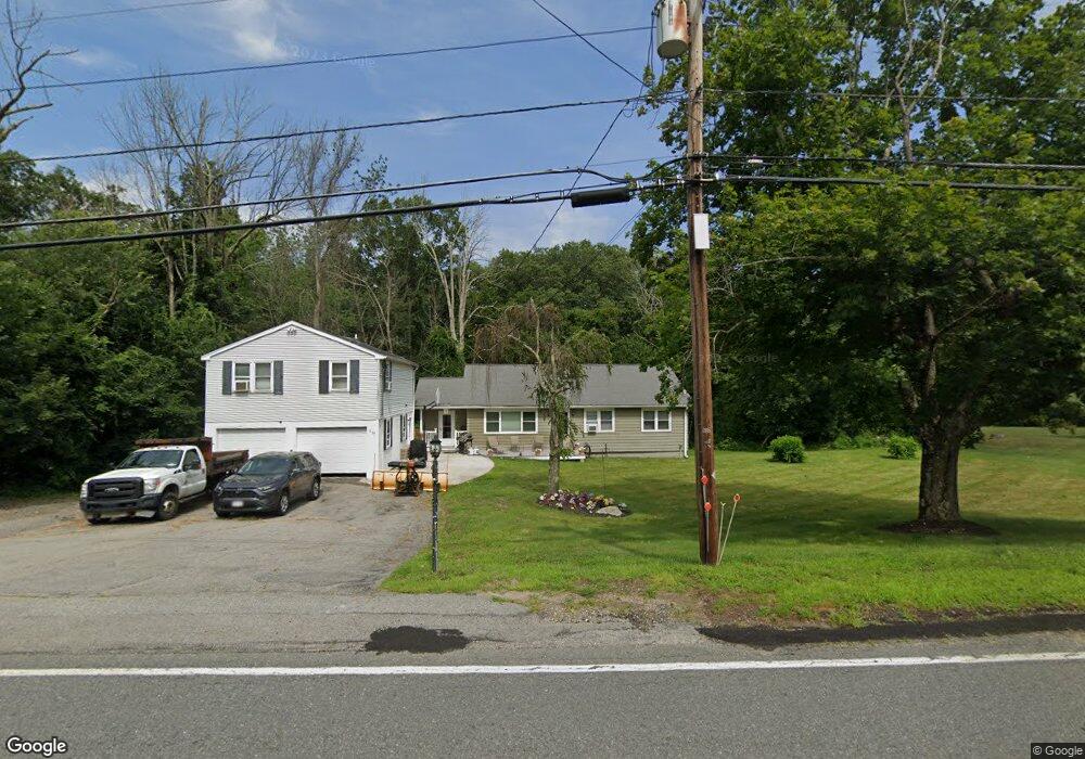 231 Hampstead St, Methuen, MA 01844 - photo 1