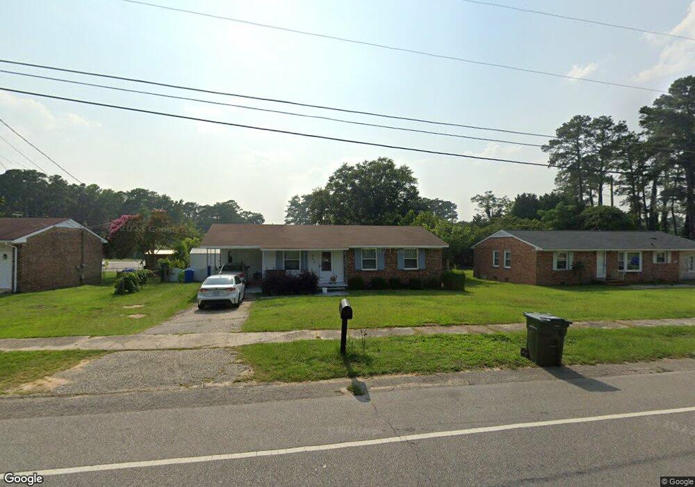 842 Berwick Dr, Fayetteville, NC 28314 - photo 1