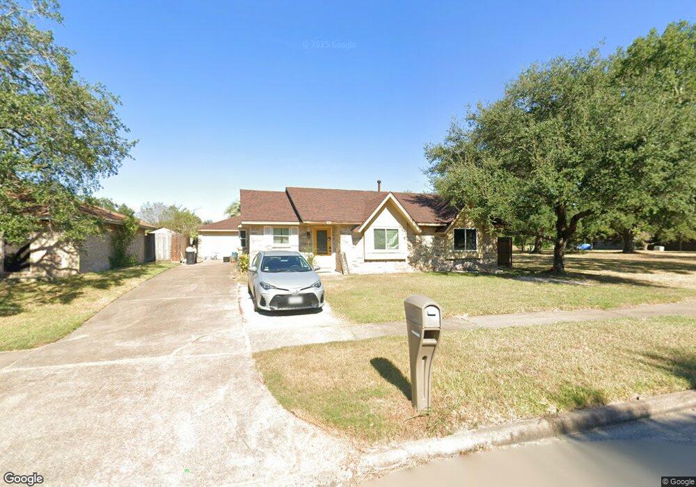 7154 Woodland West Dr, Houston, TX 77040 - photo 1