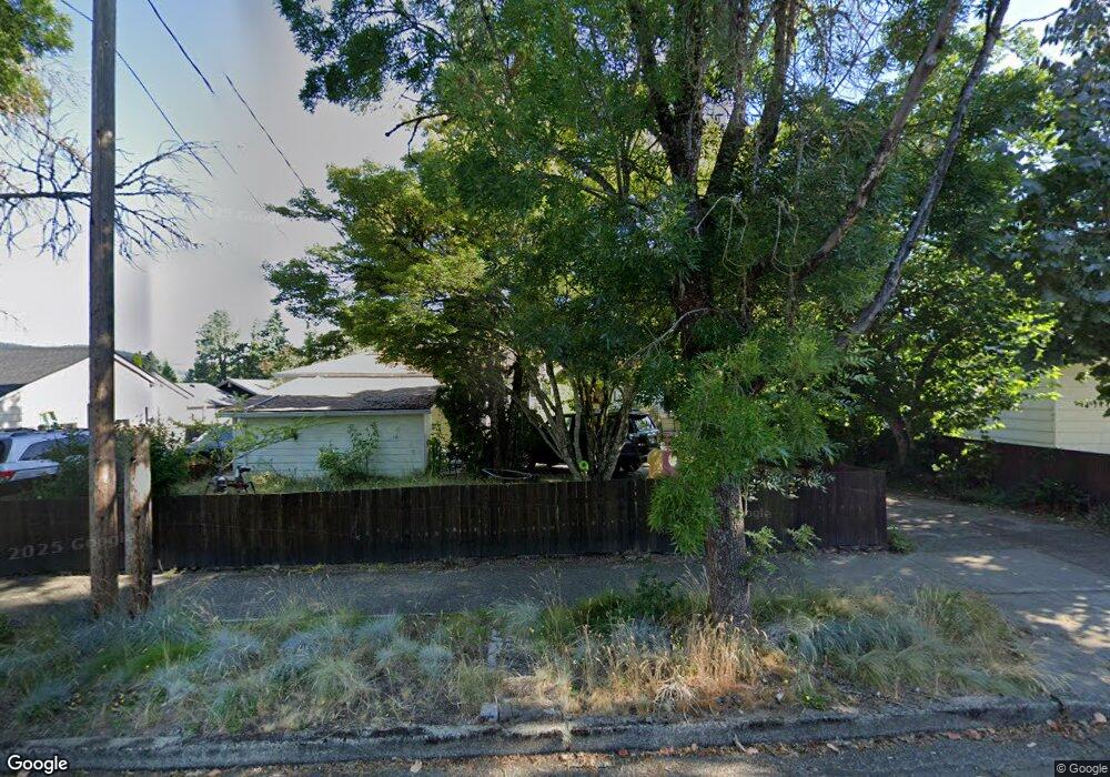 1527 23rd Ave, Forest Grove, OR 97116 - photo 1