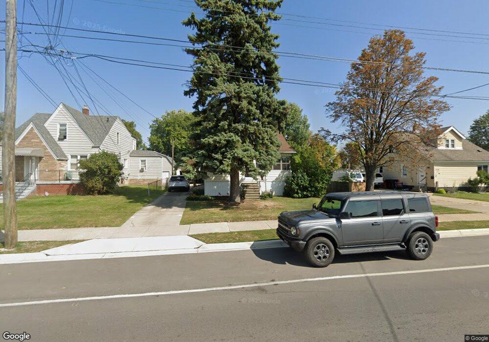 16045 Frazho Rd, Roseville, MI 48066 - photo 1