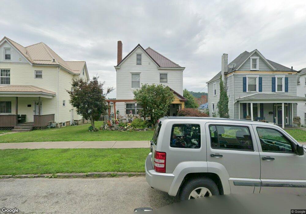 108 W Adams Ave, Vandergrift, PA 15690 - photo 1