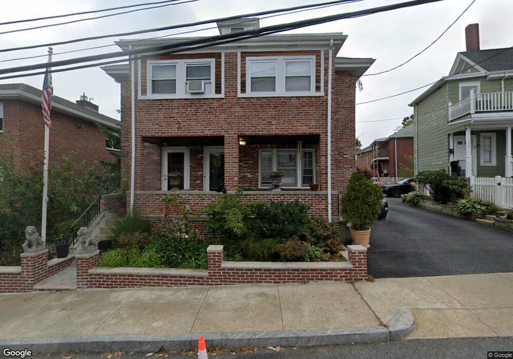 102 Cedar St unit 104, Waltham, MA 02453 - photo 1