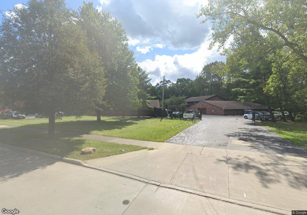 16040 Maple Heights Blvd unit 206, Maple Heights, OH 44137 - photo 1