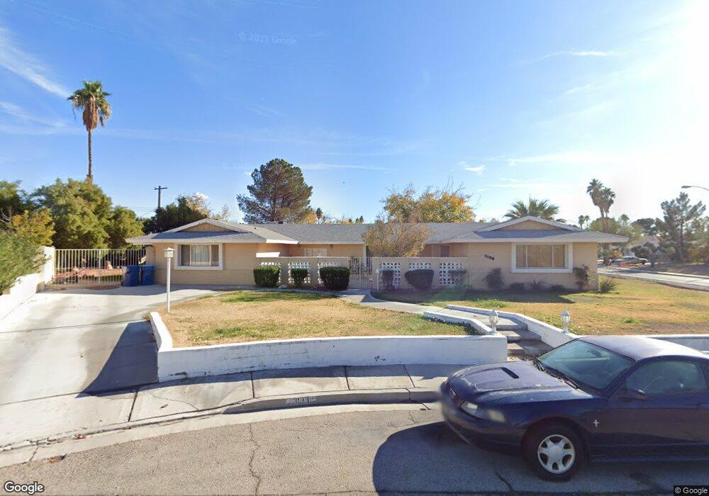 3198 Camel Back Dr, Las Vegas, NV 89169 - photo 1