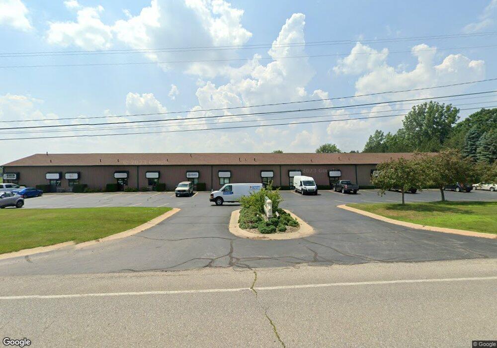 2677 N Eastman Rd, Midland, MI 48642 - photo 1