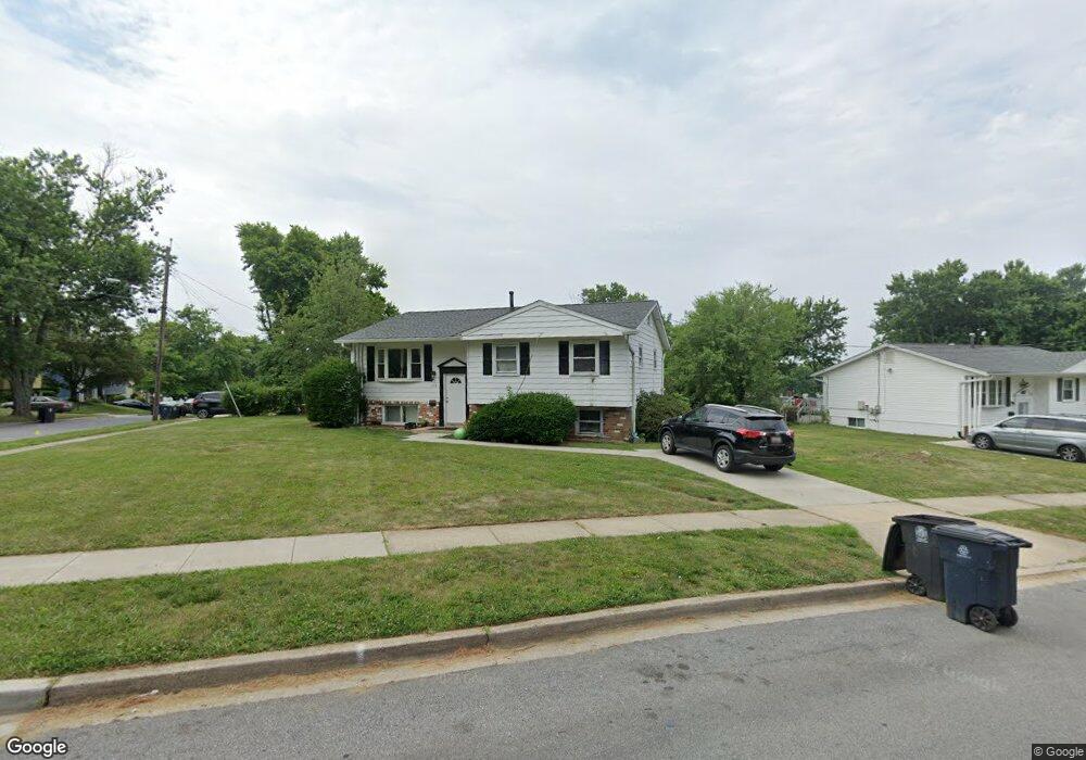 214 W Mill Ave, Capitol Heights, MD 20743 - photo 1