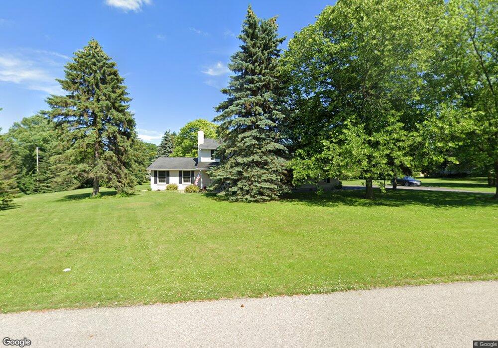 N320 Breezewood Dr, Appleton, WI 54915 - photo 1