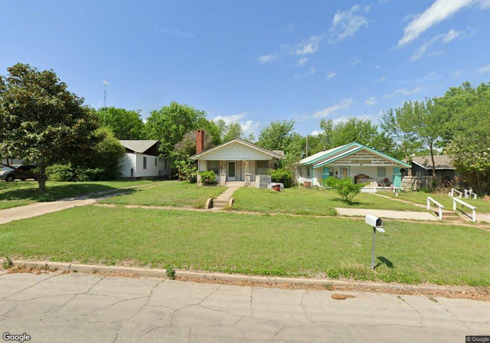 1305 W Oak Ave, Duncan, OK 73533 - photo 1