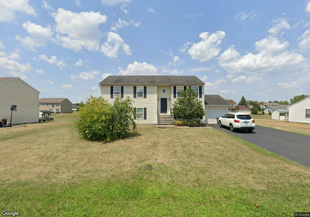 15325 Cobble Dr, Greencastle, PA 17225 - photo 1