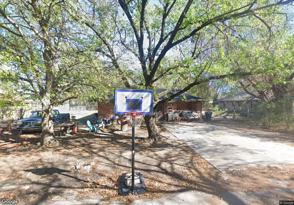 1313 N Collins Ave, Okmulgee, OK 74447 - photo 1