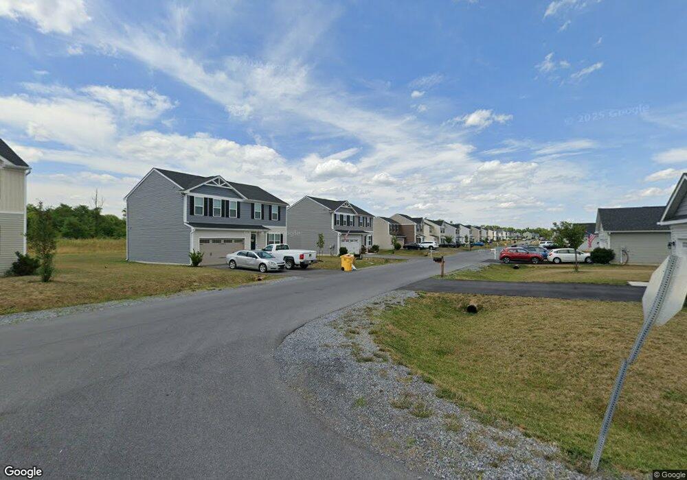 402 Switchgrass Ct, Bunker Hill, WV 25413 - photo 1