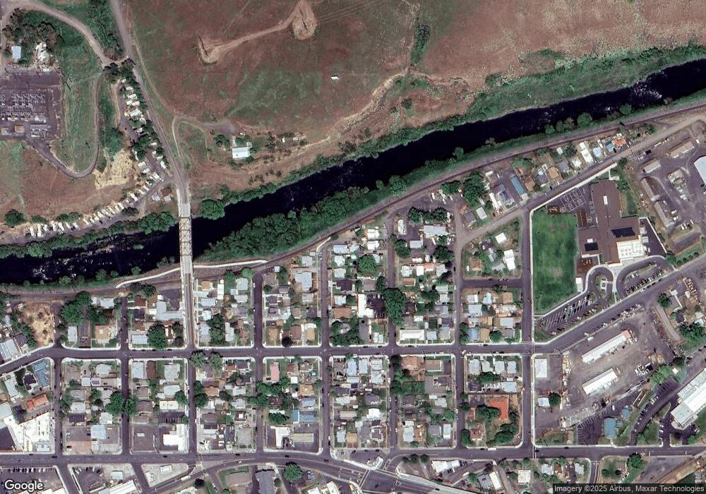 4 SE 9th Dr, Pendleton, OR 97801 - photo 1