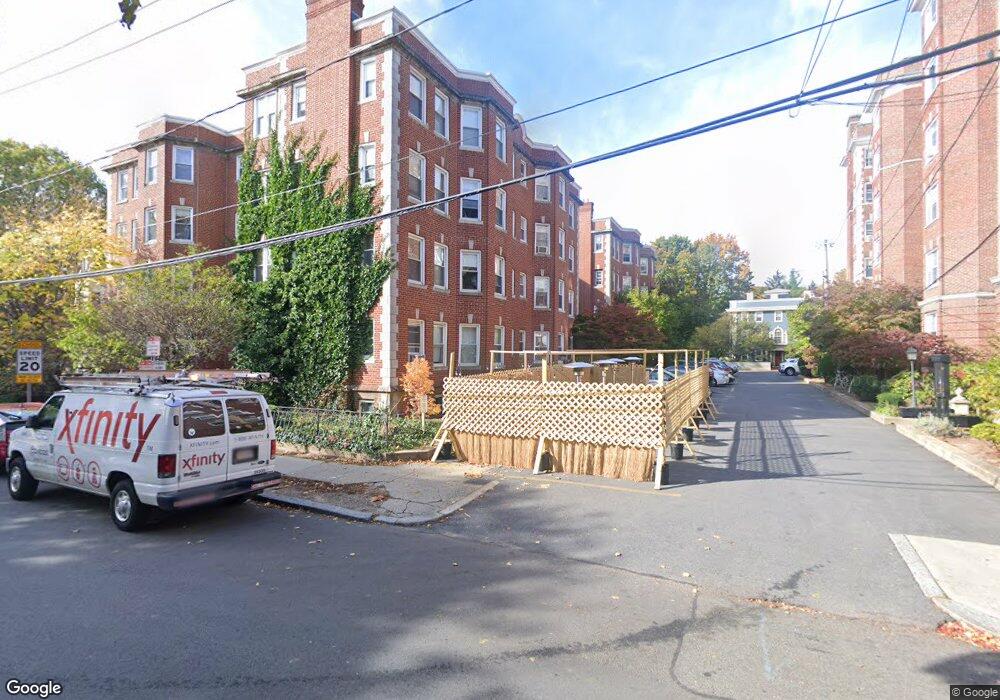 6 Craigie Cir unit 31, Cambridge, MA 02138 - photo 1