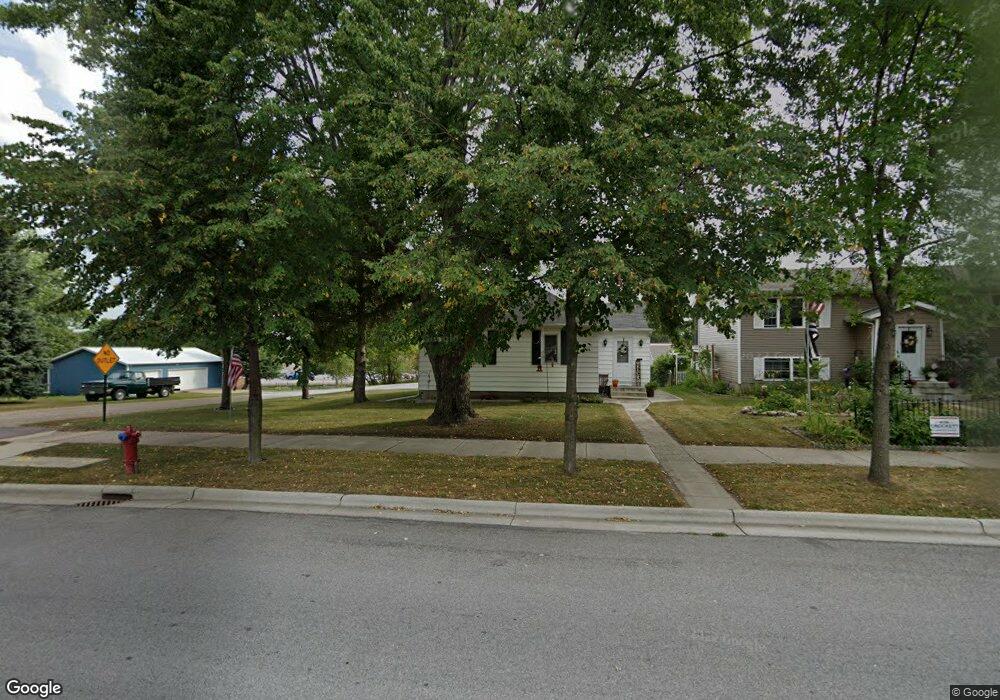 1526 1526 N Minnesota St, New Ulm, MN 56073 - photo 1