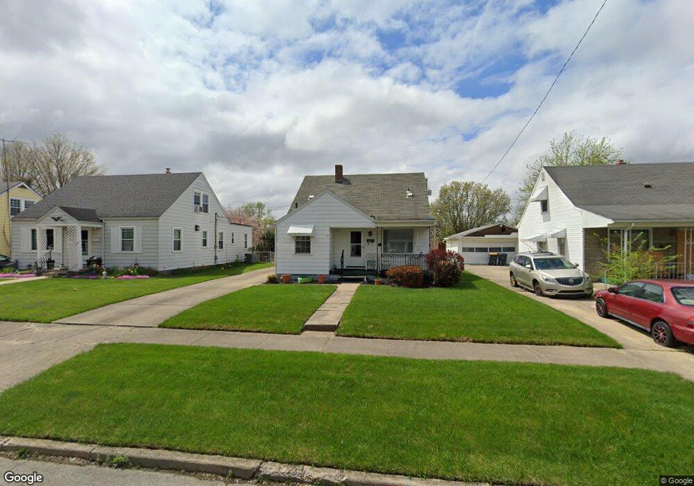 2917 Fairview St, Anderson, IN 46016 - photo 1