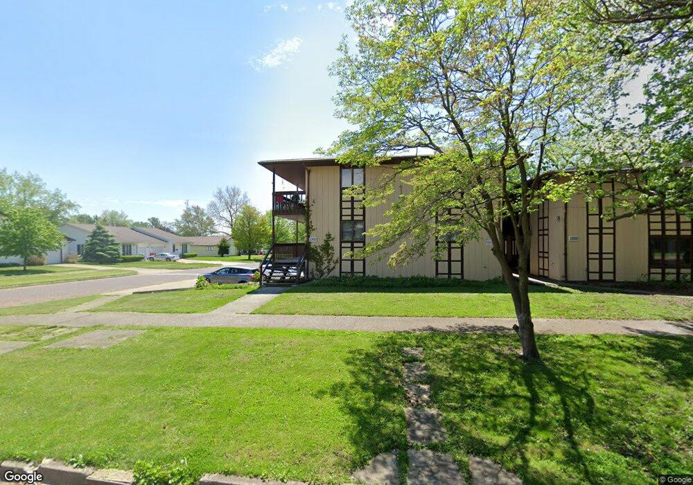 1301 Lafayette Ave, Mattoon, IL 61938 - photo 1