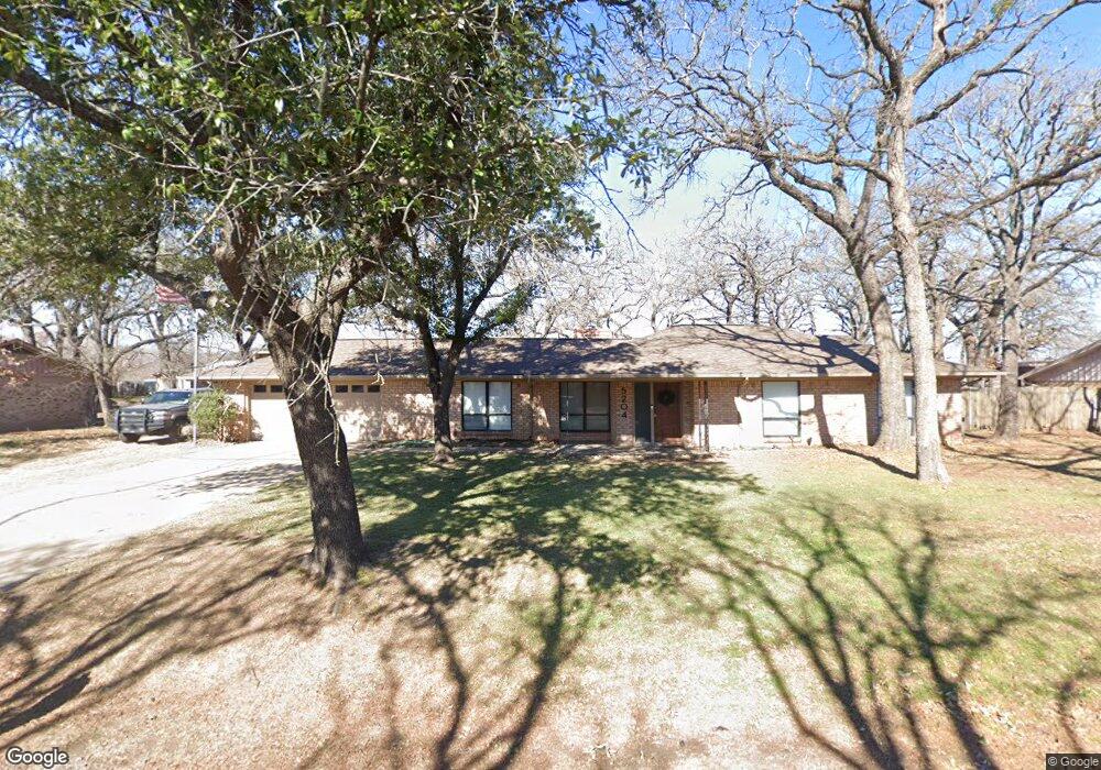 5204 N Highland Dr, Granbury, TX 76049 - photo 1