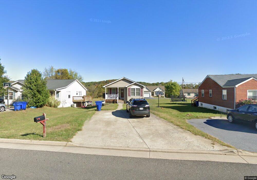 148 W Duck St, Front Royal, VA 22630 - photo 1