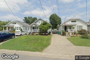 851 Parkway Dr, Louisville, KY 40217