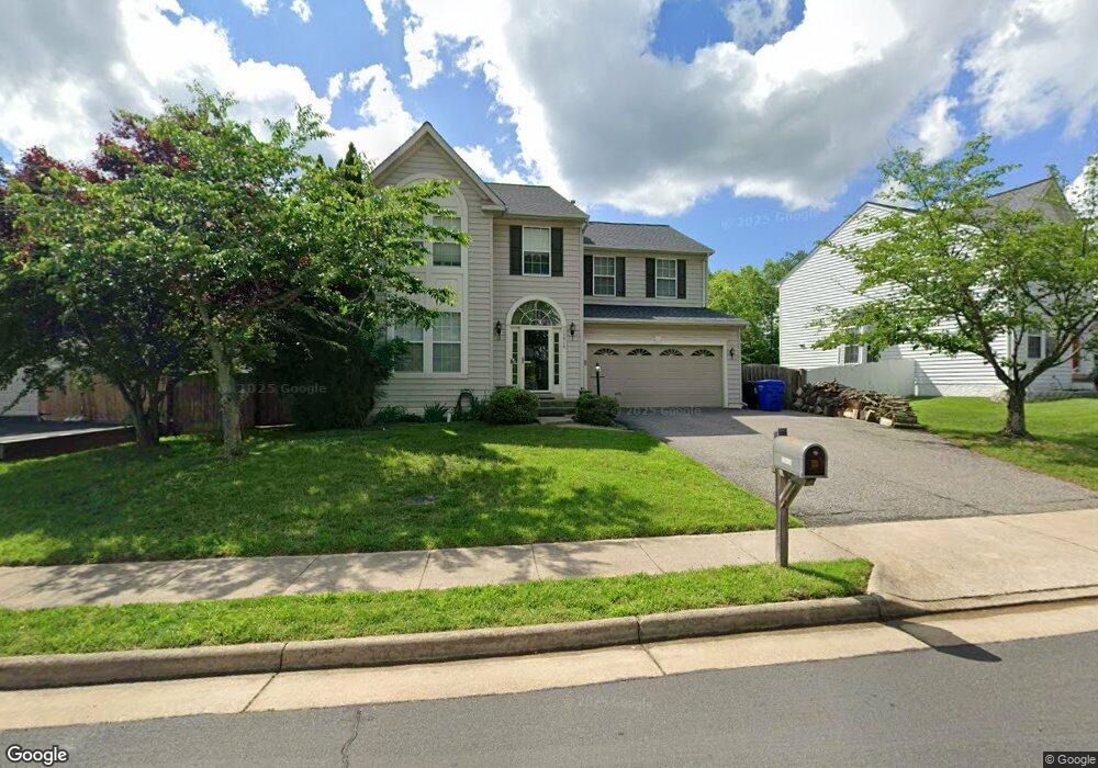 13018 Torchlight Dr, Woodbridge, VA 22193 - photo 1