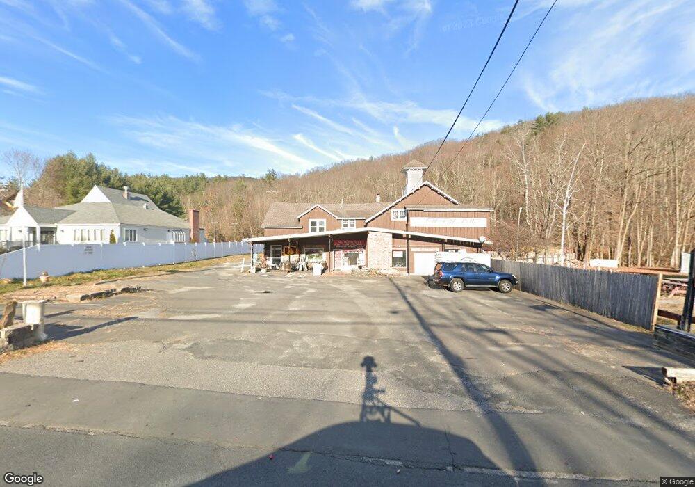 920 Main St unit 3, Winsted, CT 06098 - photo 1