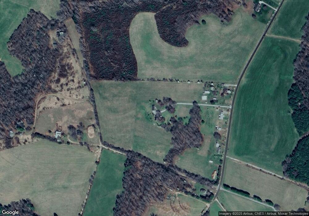 256 Cattlemans Rd, Statesville, NC 28625 - photo 1