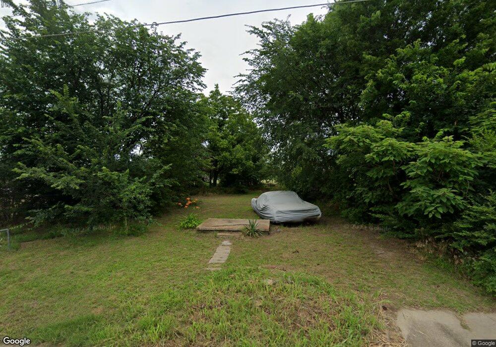 302 W Cypress Ave, Duncan, OK 73533 - photo 1