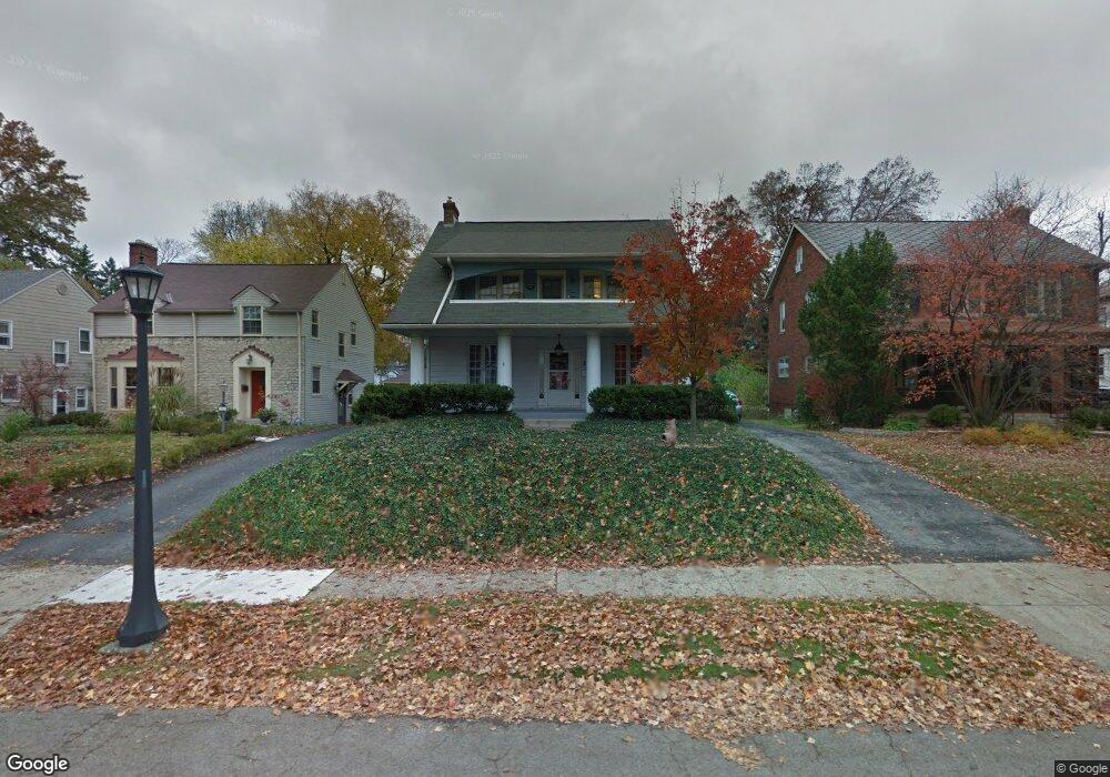 284 E Dunedin Rd, Columbus, OH 43214 - photo 1