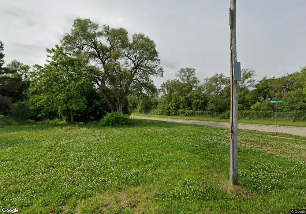 1264 E Cass Ave, Flint, MI 48505 - photo 1