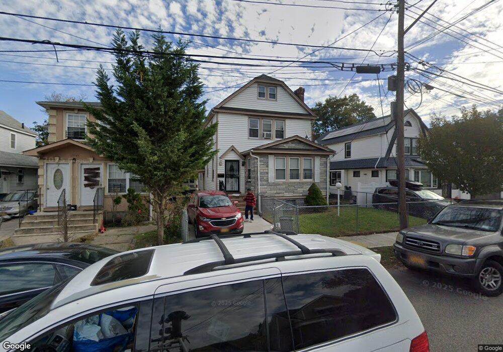 11947 177th St, Jamaica, NY 11434 - photo 1