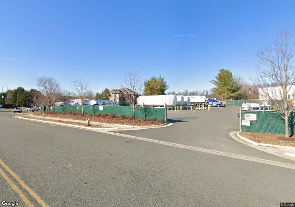 108 N Bailey Ln, Purcellville, VA 20132 - photo 1