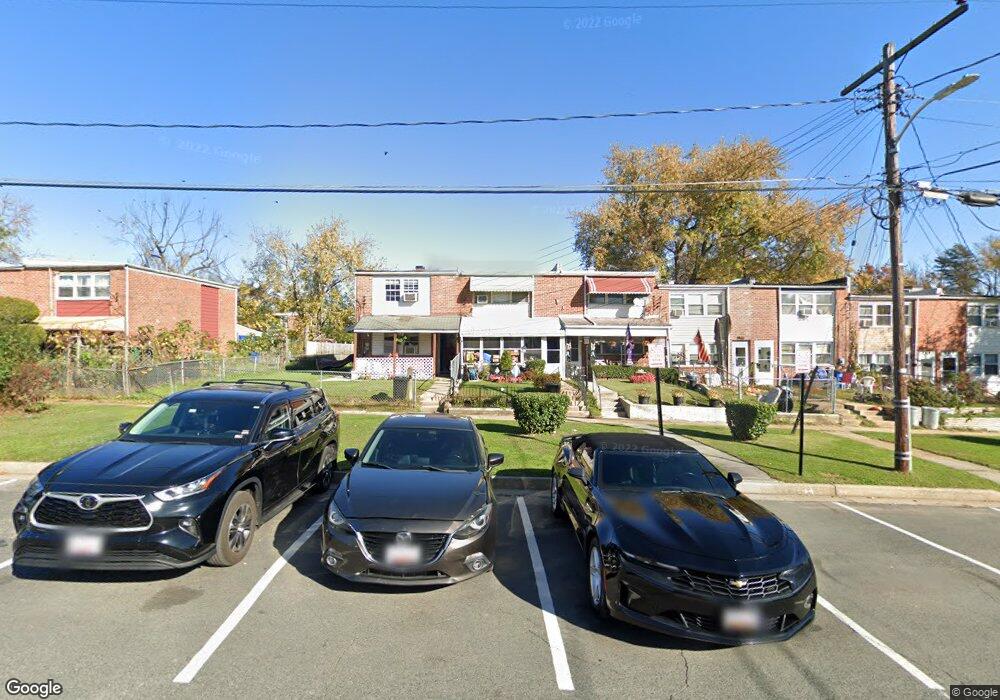 936 Imperial Ct, Halethorpe, MD 21227 - photo 1