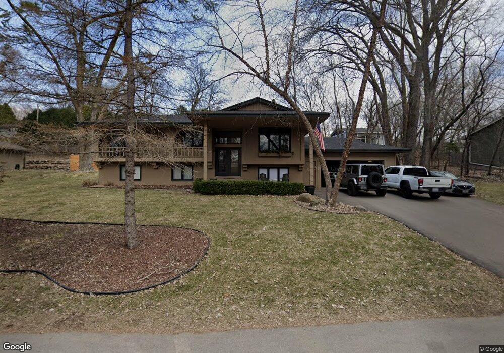 4148 4148 Hillcrest Rd, Deephaven, MN 55391 - photo 1