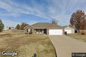 4611 E 26th St, Joplin, MO 64804