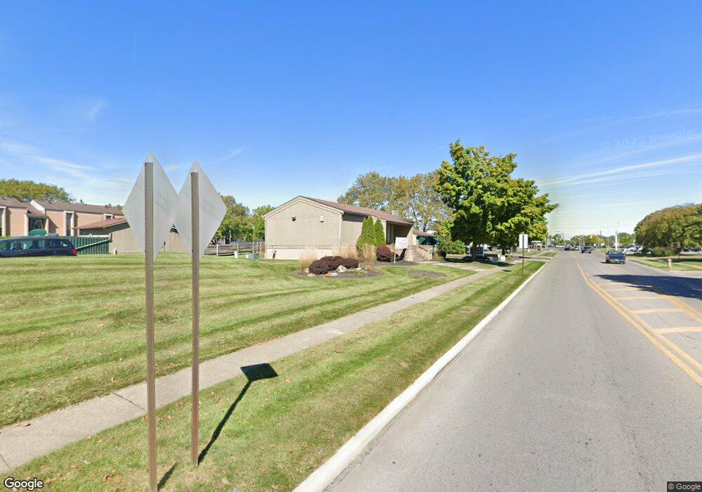 5671 Maple Canyon Ave, Columbus, OH 43229 - photo 1