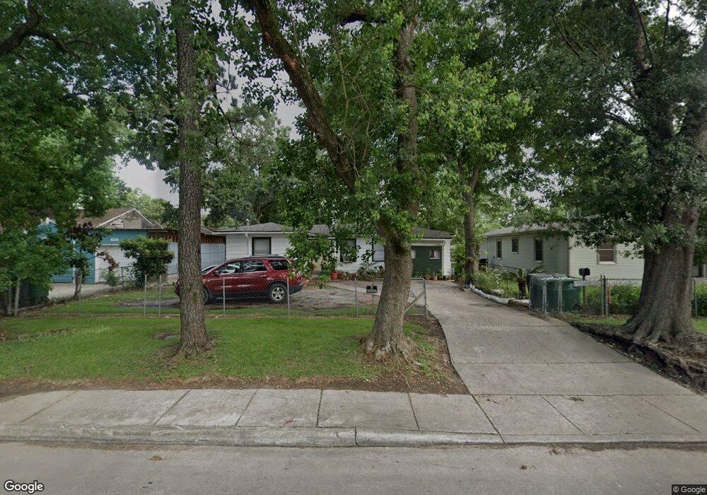 7320 Dixie Dr, Houston, TX 77087 - photo 1