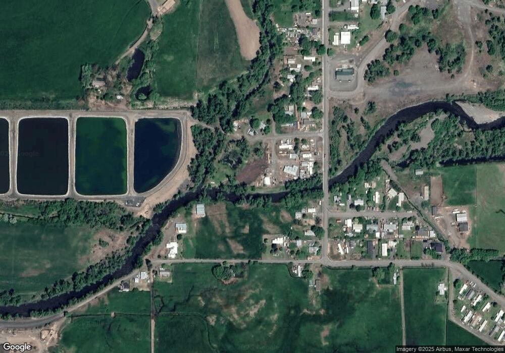 735 Violet St, Mount Vernon, OR 97865 - photo 1